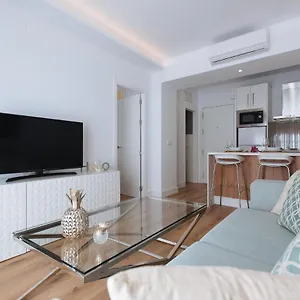 lovely-and-luxury-apartment-in-old-town.es-andalucia.com/
