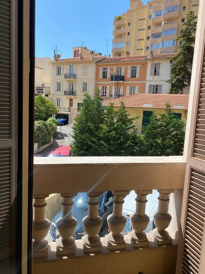 Charming Apartment 2 Min Walk From Monaco And Railway Station Beausoleil